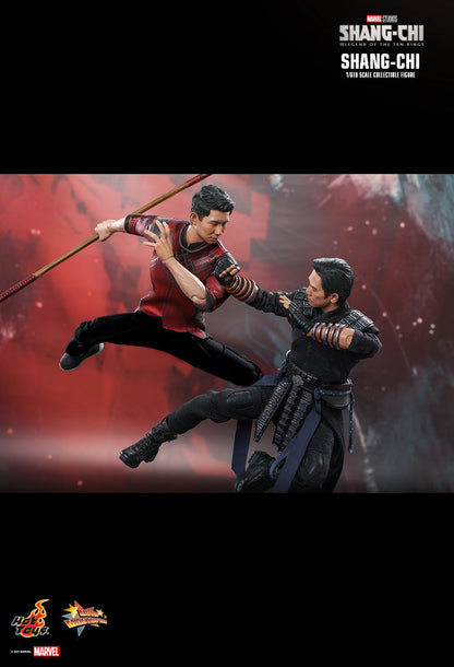 Hot Toys Shang-Chi and the Legend of the Ten Rings - Shang-Chi 1/6 Scale 12" Figure